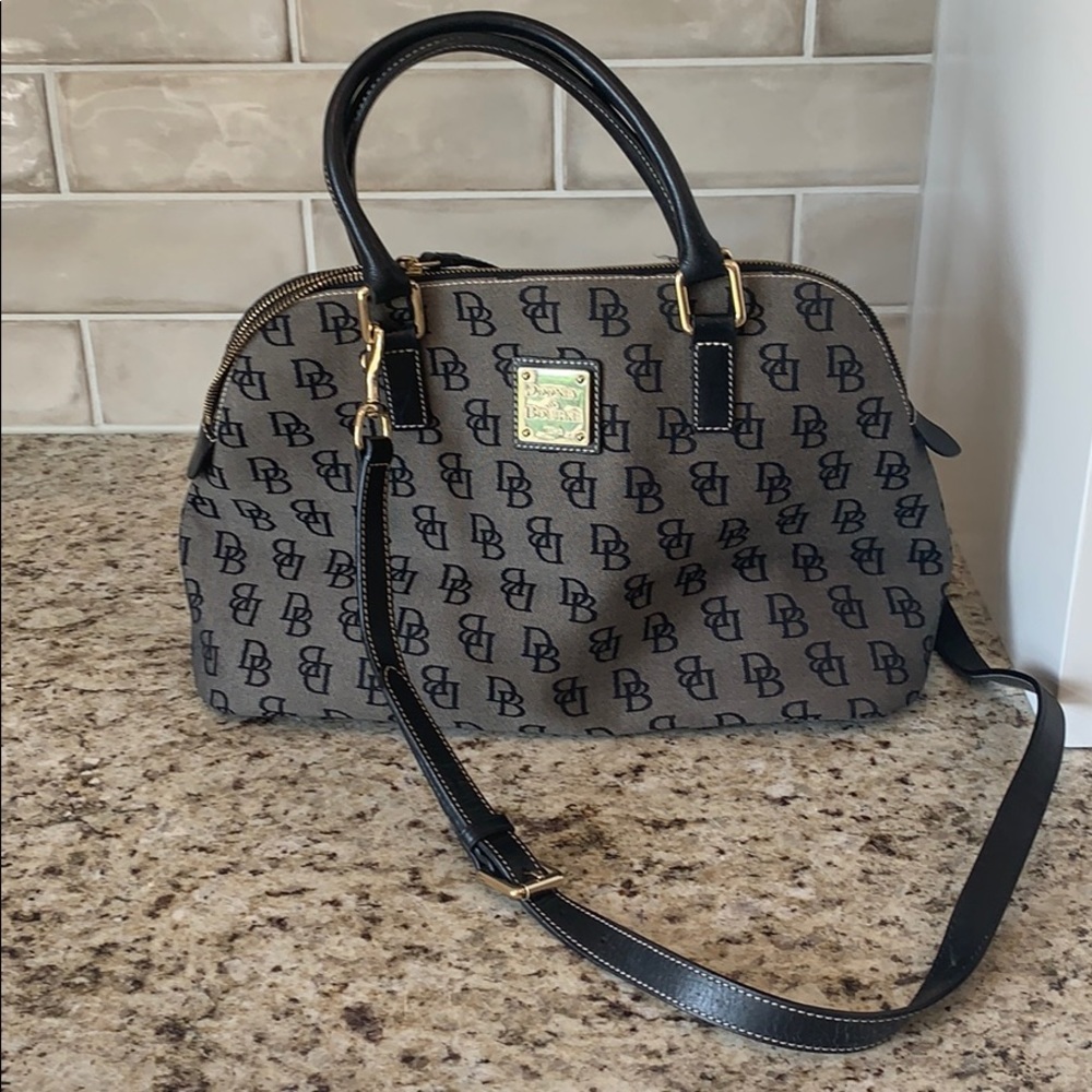 Vintage Dooney & Bourke purse